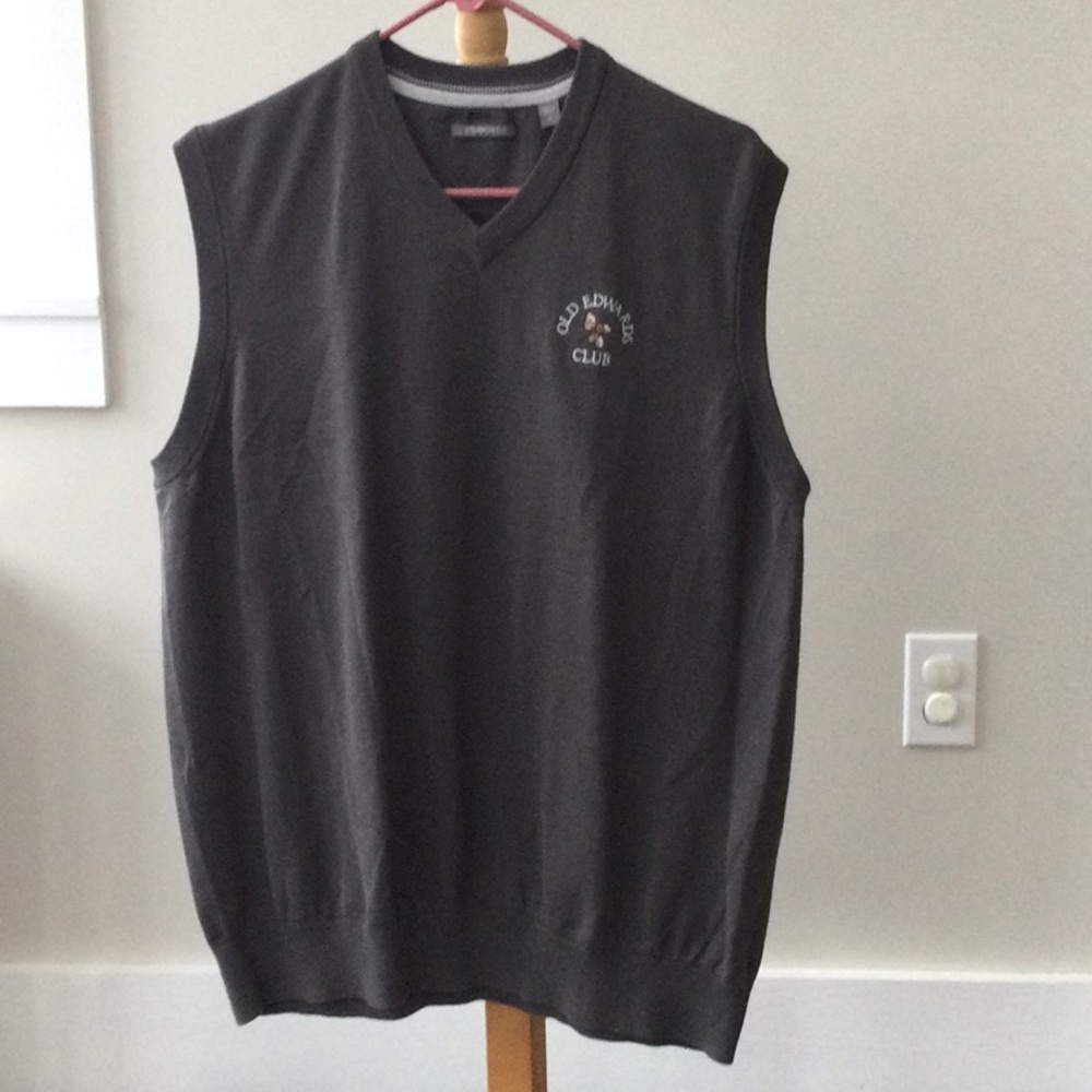 Men’s Ashworth pullover vest